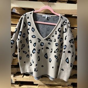 Newman Marcus Cupcakes and Cashmere sweater sz L